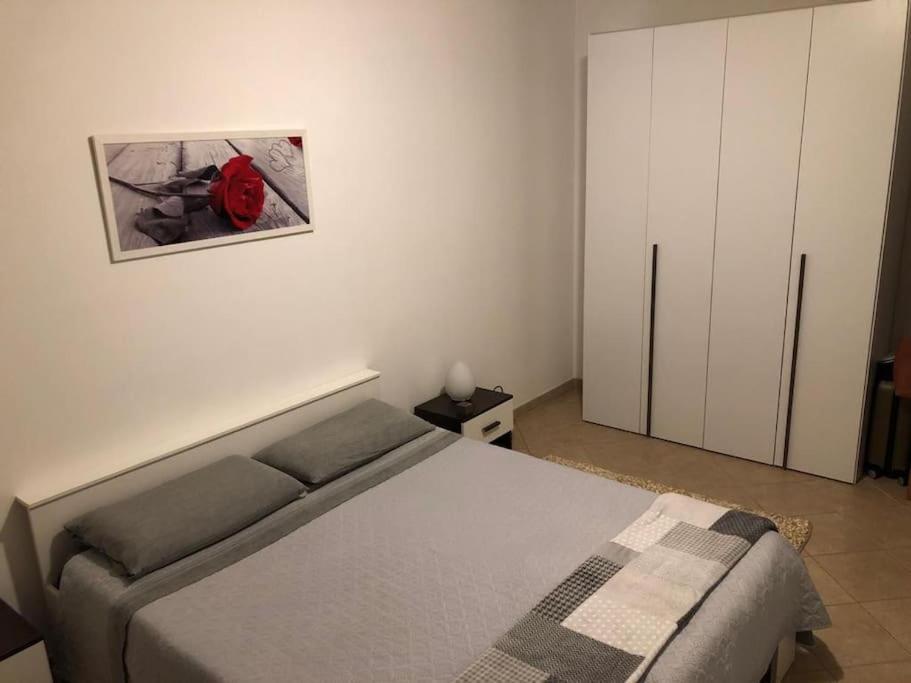 Joy Apartment Bari Esterno foto